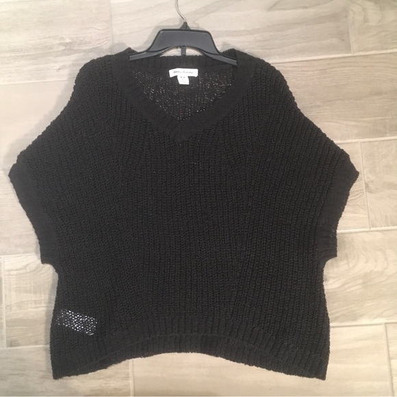 Tommy Bahama Top - Picture 1 of 4